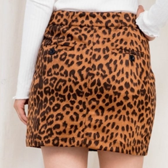 womens leopard print mini skirt with pockets - Picture 7 of 7